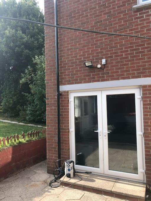 Belfast Private Room, En-Suite & Own Access Exterior foto